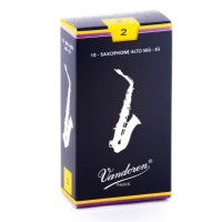 Vandoren Traditional Alto Saxophone Reeds No:2